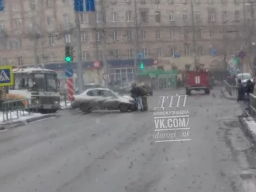 Фото: В Новокузнецке произошло ДТП с участием пожарной машины 3