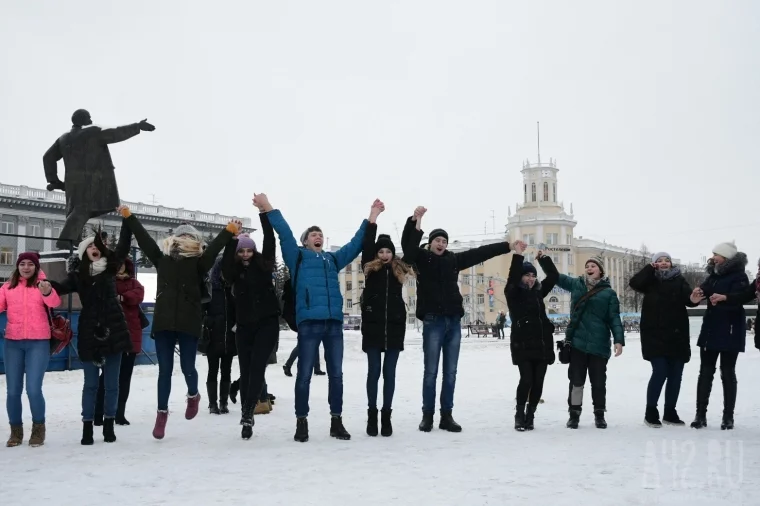 Фото: Кемеровчане дали старт акции «300 добрых дел Кузбассу» 3
