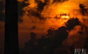 В Туле после падения БПЛА загорелся магазин