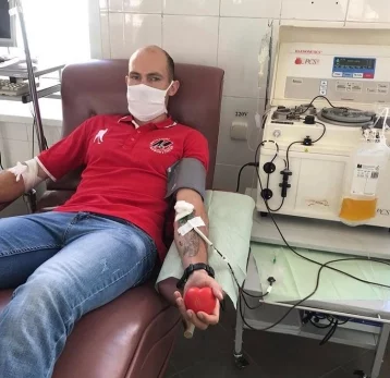 Фото: 50 переболевших коронавирусом кузбассовцев стали донорами плазмы 1