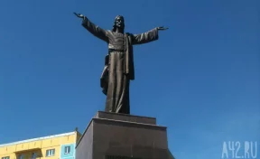 В Прокопьевске закроют улицу из-за крестного хода в память о Николае II