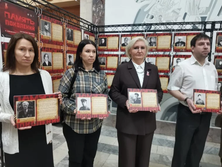 Фото: «Ожившие» голоса: в Кемерове презентовали уникальную выставку об участниках войны  2