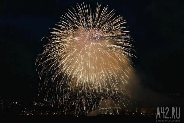 Парад 9 мая состоится, заявил Песков