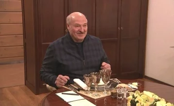 Фото: «Я действовал законно»: Лукашенко объяснил инцидент с экстренной посадкой самолёта 1