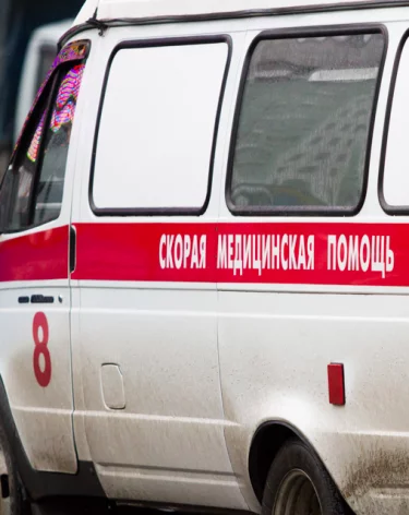 В Омске автобус зажал дверью и протащил по асфальту 5-летнего мальчика