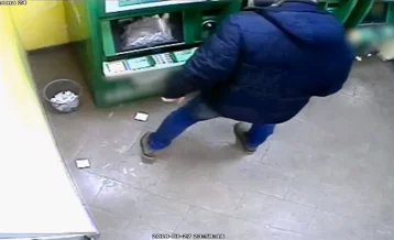 Фото: Кузбассовец повредил банкомат из-за его медленной работы 1