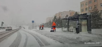 Фото: В Кемерове дорожники переведены на круглосуточный режим работы из-за снегопада 1