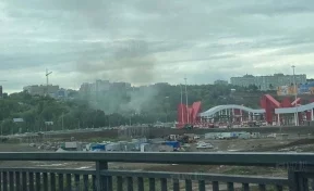 В Кемерове рядом с ледовым дворцом «Кузбасс» произошёл пожар