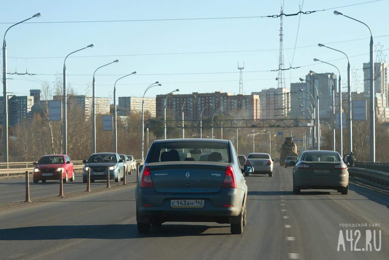 В Кемерове специалисты приступили к нанесению дорожной разметки