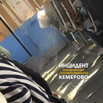 Фото: В Кемерове на ходу задымился трамвай днём 17 сентября 1