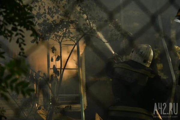 В Кузбассе власти почти 30 лет игнорируют права погорелицы на жильё