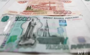 Средняя зарплата врачей в Кузбассе превысила 60  000 рублей