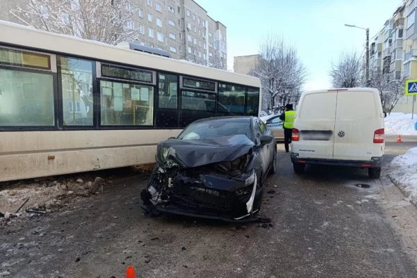 Во Владимирской области в ДТП с автобусом пострадали 7 пассажиров