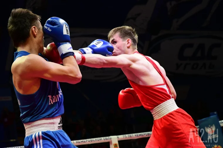 Фото: Бокс в Кузбассе: самые яркие моменты турнира 35
