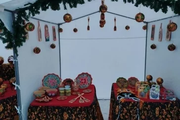 Фото: В Кузбассе прошёл «Карнавал сибирской росписи» 2