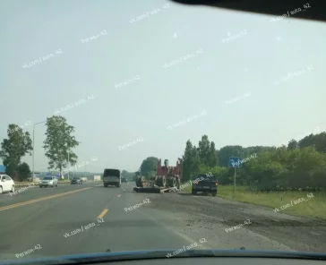 Фото: Страшное ДТП в Кемерове: ВАЗ столкнулся с грузовиком 3