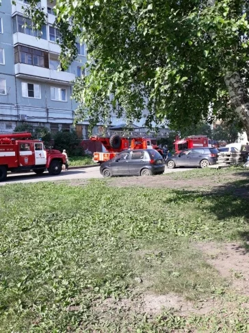 Фото: В Кемерове сосед спас двух детей из горящей лоджии 1