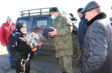 Фото: 99-летняя уроженка Кемерова проехала на танке под Белгородом 1