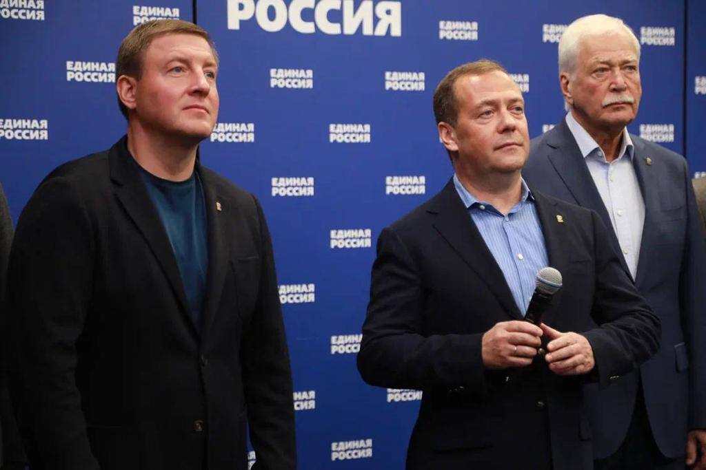«Единая Россия» получила более 80% мандатов в гордумы
