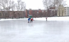 В Кемерове открыли 68 спортивных площадок для катания на лыжах и коньках