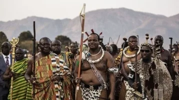 Фото: Король Свазиленда решил переименовать страну в свой день рождения 1
