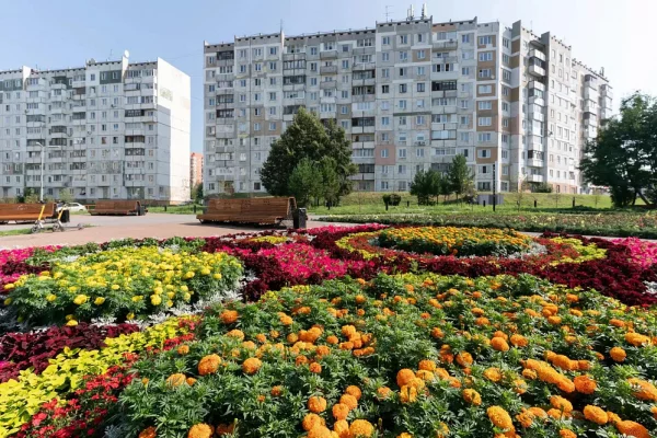 В Кемерове завершился ремонт сквера на Молодёжном проспекте