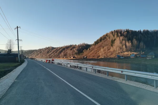 В Усть-Кабырзе построили 4 км дороги за 132 млн рублей