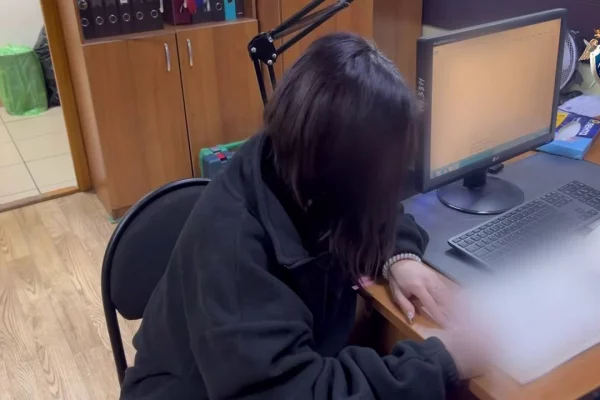 Задержана 18-летняя девушка, сопровождавшая похищенного в Красноярске подростка