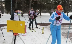 Кемеровские школьники сдали нормы ГТО на лыжной трассе на бульваре Строителей