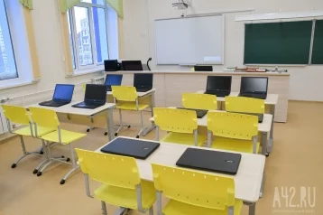 Фото: «Они даже не подумали, что делают плохо»: директор школы во Владивостоке прокомментировала скандальный флешмоб 1