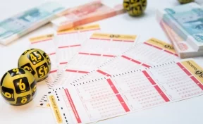 Сотрудники офиса скинулись на лотерейные билеты и разбогатели