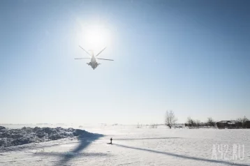 Фото: В Якутии во время посадки вертолёта Ми-8 на пассажиров попало топливо, у троих диагностировали химические ожоги 1