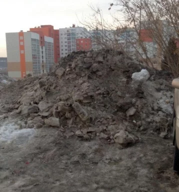 Фото: Кемеровчанка ужаснулась состоянию двора дома, в котором живёт 1