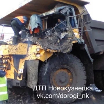 Фото: В Кузбассе в ДТП с двумя БелАЗами травмировался водитель 1