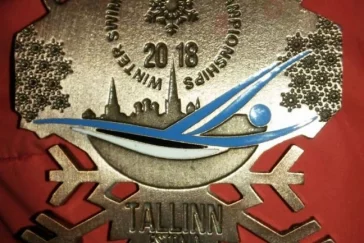 Фото: Кемеровчанка взяла бронзу на чемпионате мира по зимнему плаванию в Эстонии 3
