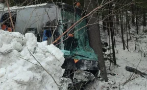 В Свердловской области в ДТП с автобусом детской хоккейной команды погибли три человека, есть пострадавшие