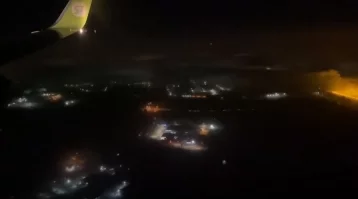 Фото: Ночной перелёт из Москвы в Кемерово сняли на видео 1