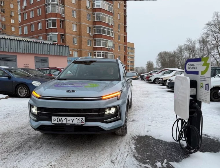 Фото: СГК установила в Кемерове девять новых электрозаправок в рамках проекта «Сибирь заряжает» 2