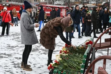 Фото: 15 погибших на пожаре в Кемерове опознали 1