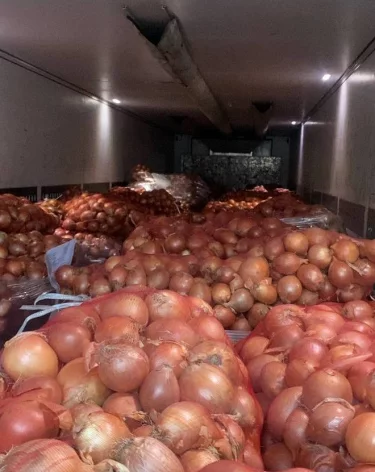 Фото: <a href=https://154.fsvps.gov.ru/news/s-nachala-2026-goda-pod-kontrolem-rosselhoznadzora-na-territoriyu-kuzbassa-vvezeno-763-t-plodoovoshhnoj-produkczii/>Сибирское межрегиональное управление Роспотребнадзора</a> / Официальный сайт