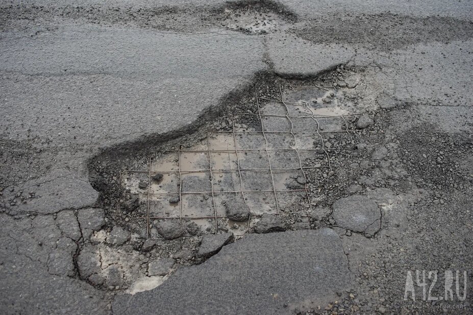 В Новокузнецке перекрыли дорогу из-за подтопления