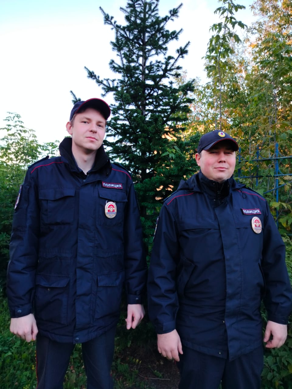 В Кузбассе полиция спасла семью грибников, которая заблудилась в лесу