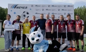 «Кузбассэнергосбыт» стал победителем корпоративного турнира по мини-футболу группы «Мечел»