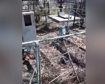 Фото: СК возбудил уголовное дело по факту повреждения могилы ветерана ВОВ в Кузбассе 1
