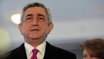 Фото: Премьер-министр Армении подал в отставку и пожелал всем толерантности 1