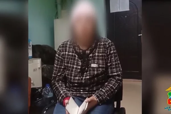 Пассажир автобуса Белокуриха — Кемерово остался без денег после знакомства с женщиной