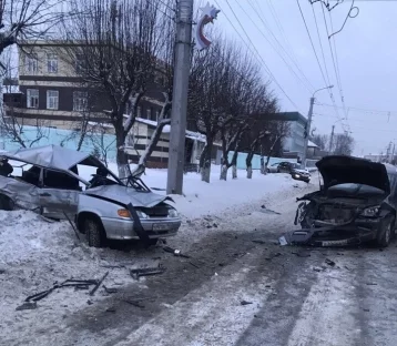 Фото: В Кузбассе в ДТП погибла беременная женщина 1