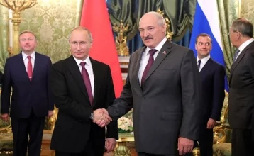 Фото: Лукашенко посетит Россию для переговоров с Путиным 1