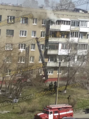 Фото: В кемеровской пятиэтажке случился пожар 1