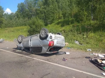 Фото: Житель Новосибирска устроил ДТП на угнанном автомобиле в Кузбассе и спрятался в кустах 1